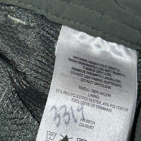 Columbia Convertible Hiking Pants Omni Shield Advanced Repellency Womens Size 8 - Picture 13 of 16